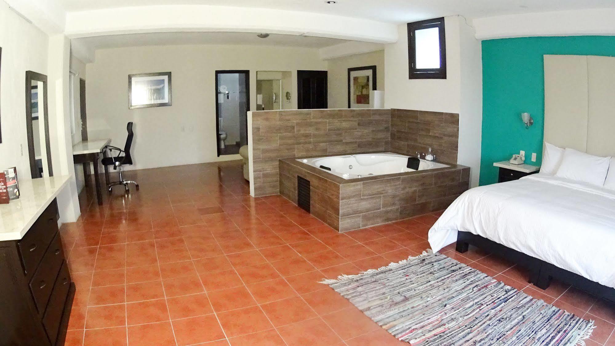 Hotel Santa Fe Tlatlauquitepec Екстер'єр фото