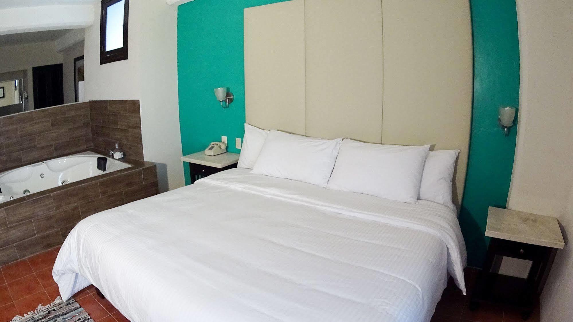 Hotel Santa Fe Tlatlauquitepec Екстер'єр фото
